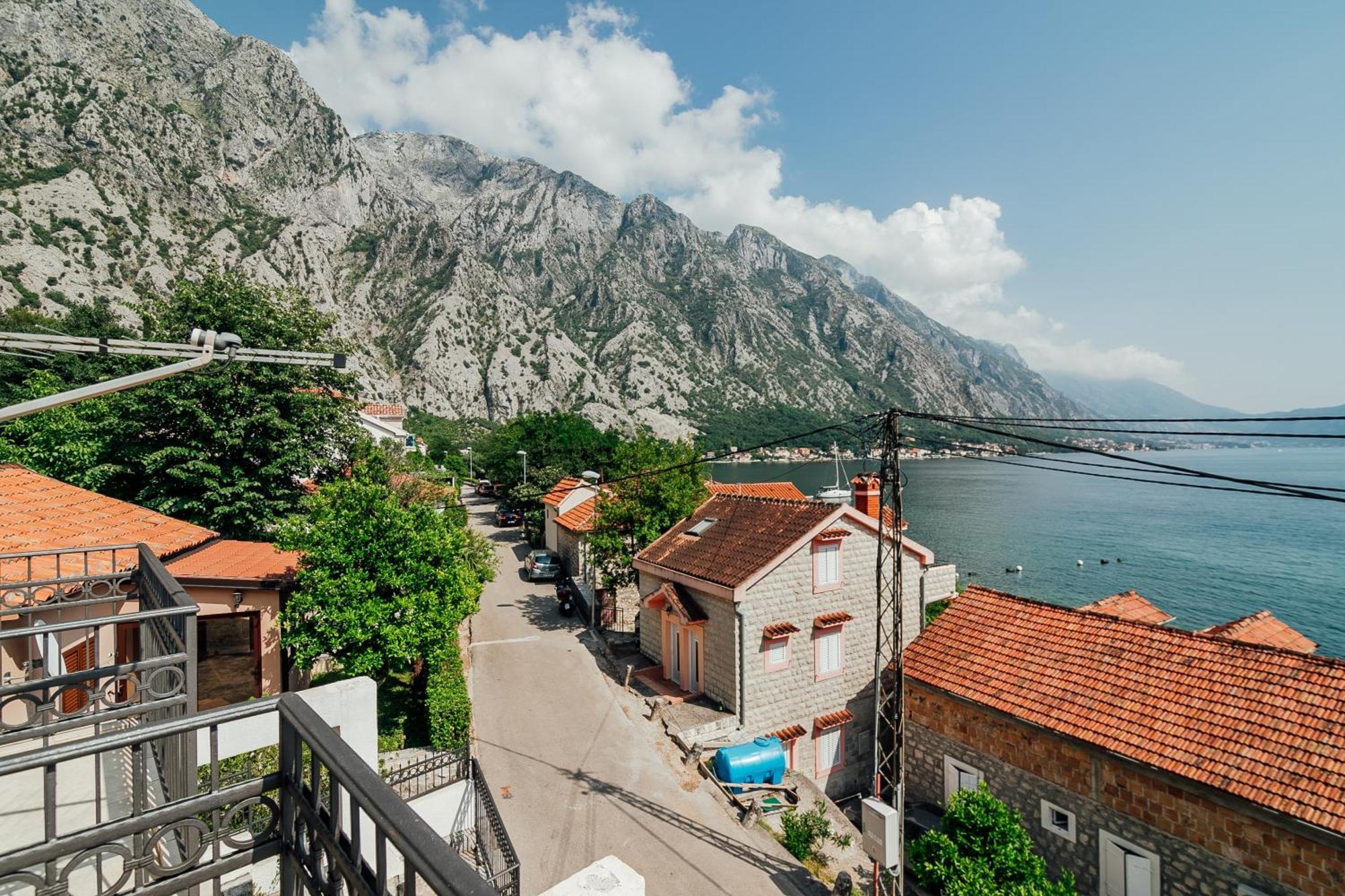 Holiday Home Amanda Hollick Kotor Buitenkant foto