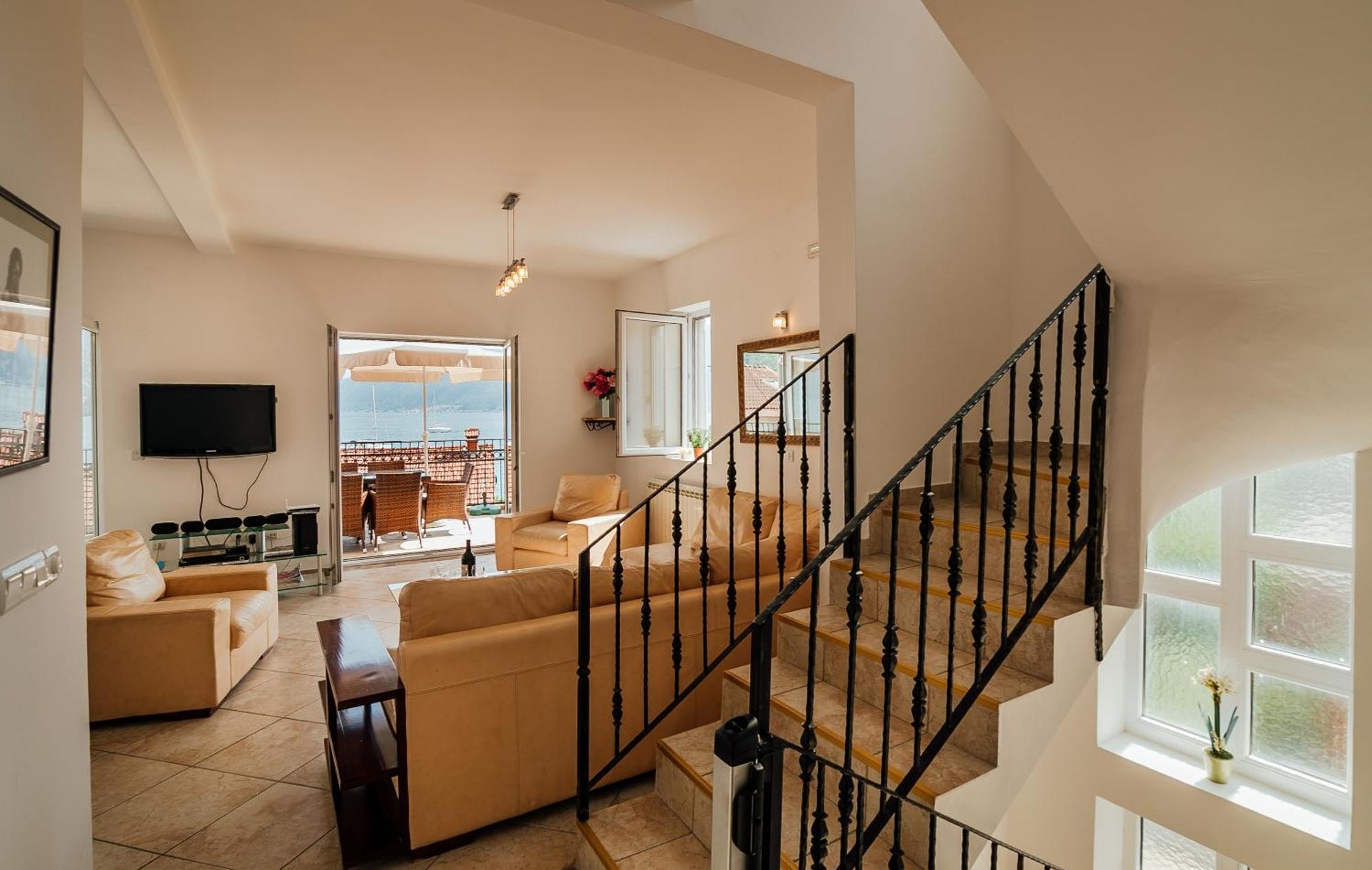 Holiday Home Amanda Hollick Kotor Buitenkant foto