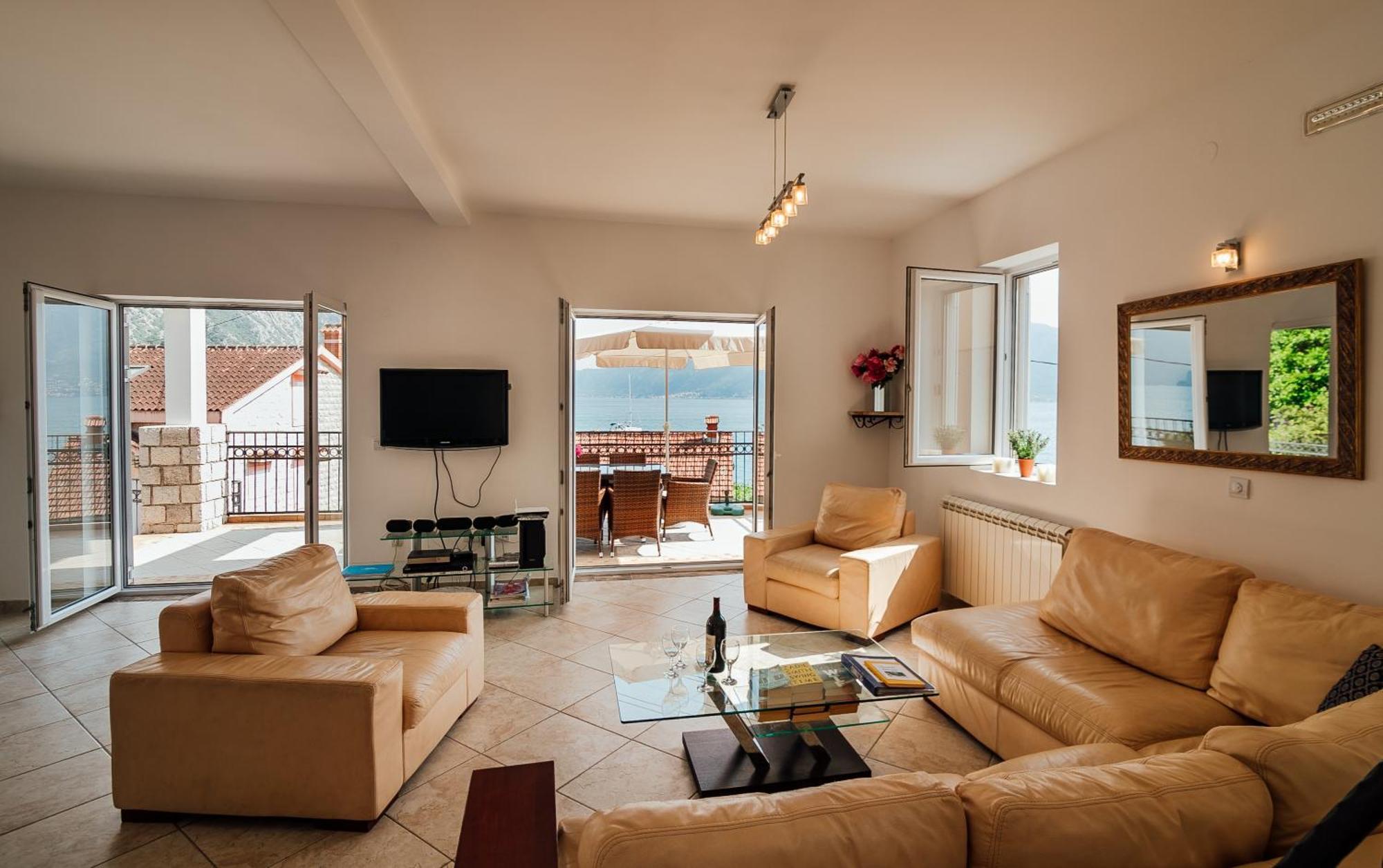 Holiday Home Amanda Hollick Kotor Buitenkant foto
